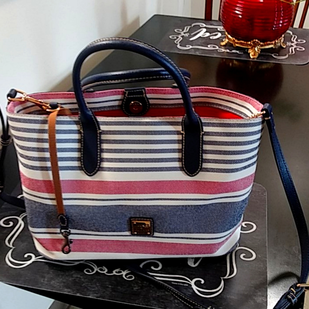 Handbag